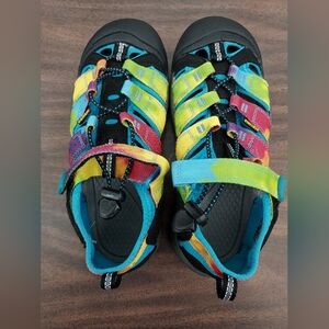KEEN Big Kids Newport H2 Sandal Rainbow Tie Dye Shoes Youth US 4 EU 36 1018441